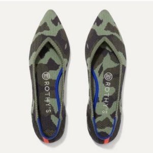Rothy’s Pointed Toe Olive Green Camo Print Flats 7